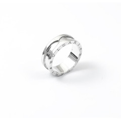 Кільце без каменів Bvlgari