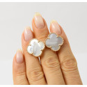 Золоті сережки Van Cleef з перламутром Золоті сережки Van Cleef з перламутром